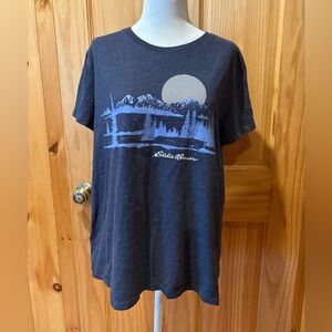 Eddie Bauer Graphic T-Shirt in blue women’s L